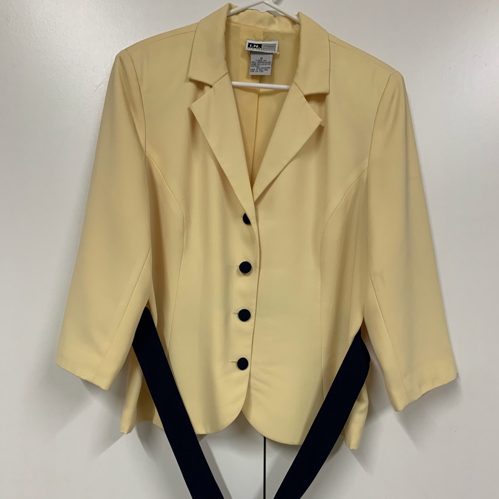 I.N. Studio Suit Jacket w/ attached belt - sz 14
